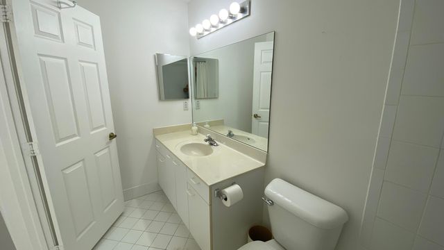 7650 OAK GROVE Circle, Lake Worth, FL 33467