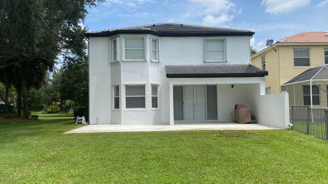 7650 OAK GROVE Circle, Lake Worth, FL 33467
