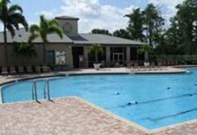 7650 OAK GROVE Circle, Lake Worth, FL 33467