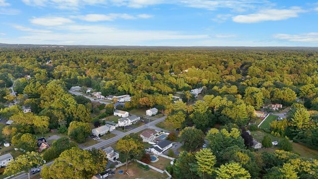 3 Primrose Rd, Billerica, MA 01821