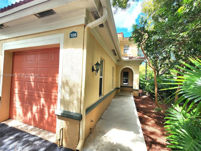 2492 Centergate Dr 108, Miramar, FL 33025