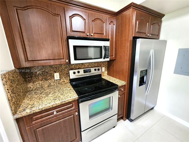 2492 Centergate Dr 108, Miramar, FL 33025