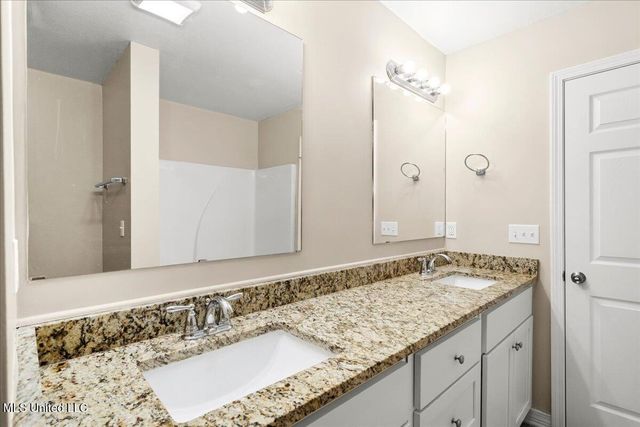390 Rosalie Maria Drive, Biloxi, MS 39531