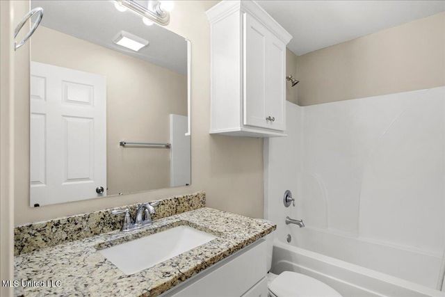 390 Rosalie Maria Drive, Biloxi, MS 39531