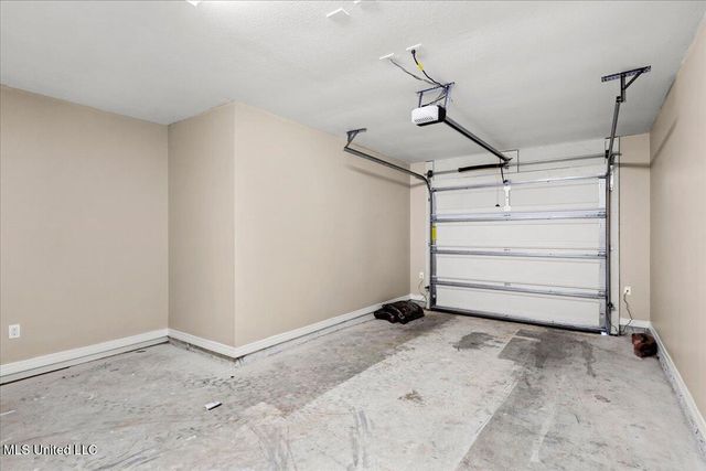 390 Rosalie Maria Drive, Biloxi, MS 39531