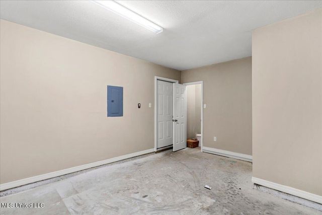 390 Rosalie Maria Drive, Biloxi, MS 39531