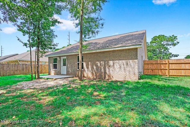 390 Rosalie Maria Drive, Biloxi, MS 39531