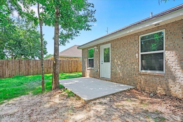 390 Rosalie Maria Drive, Biloxi, MS 39531