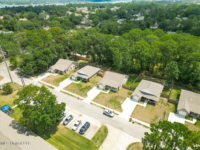 390 Rosalie Maria Drive, Biloxi, MS 39531