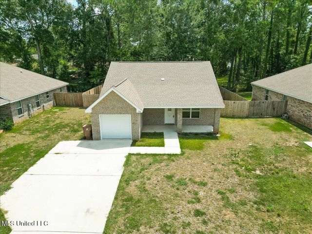 390 Rosalie Maria Drive, Biloxi, MS 39531