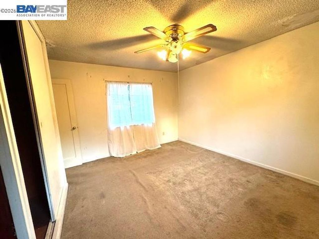 Image 13 of property listing at 72 Andrew Ave, Pittsburg, CA 94565