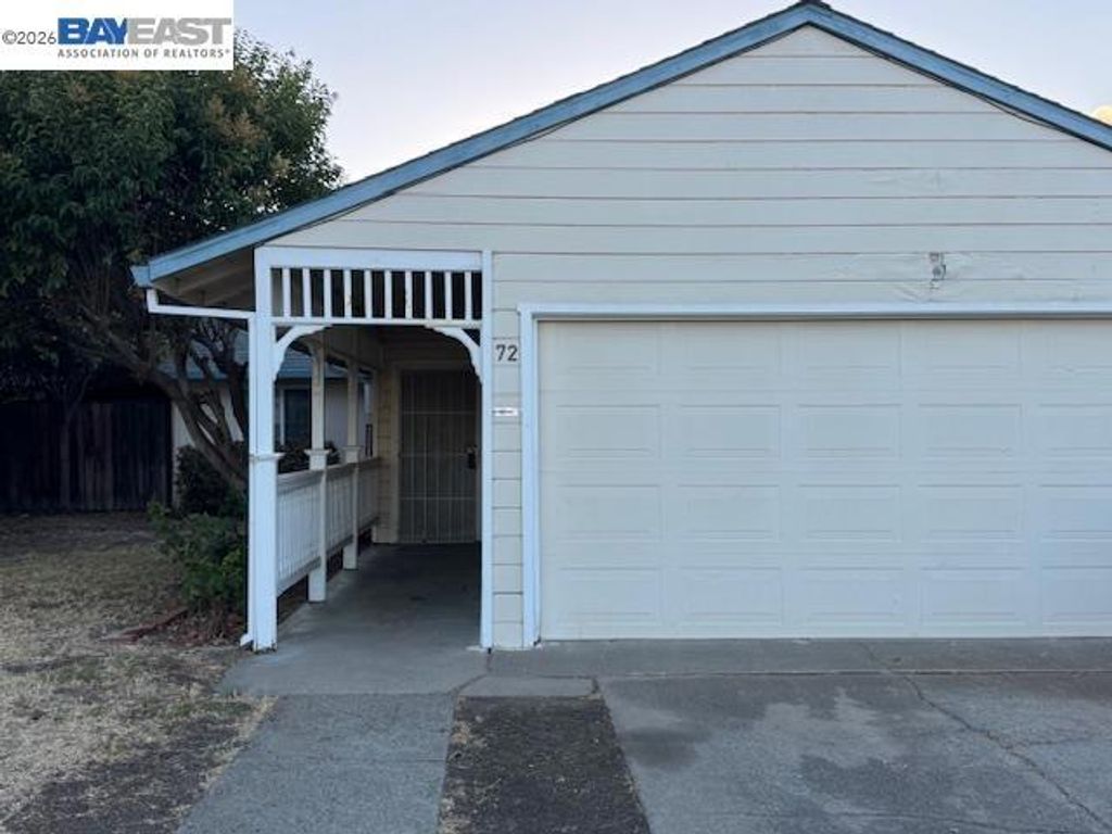 Image 2 of property listing at 72 Andrew Ave, Pittsburg, CA 94565