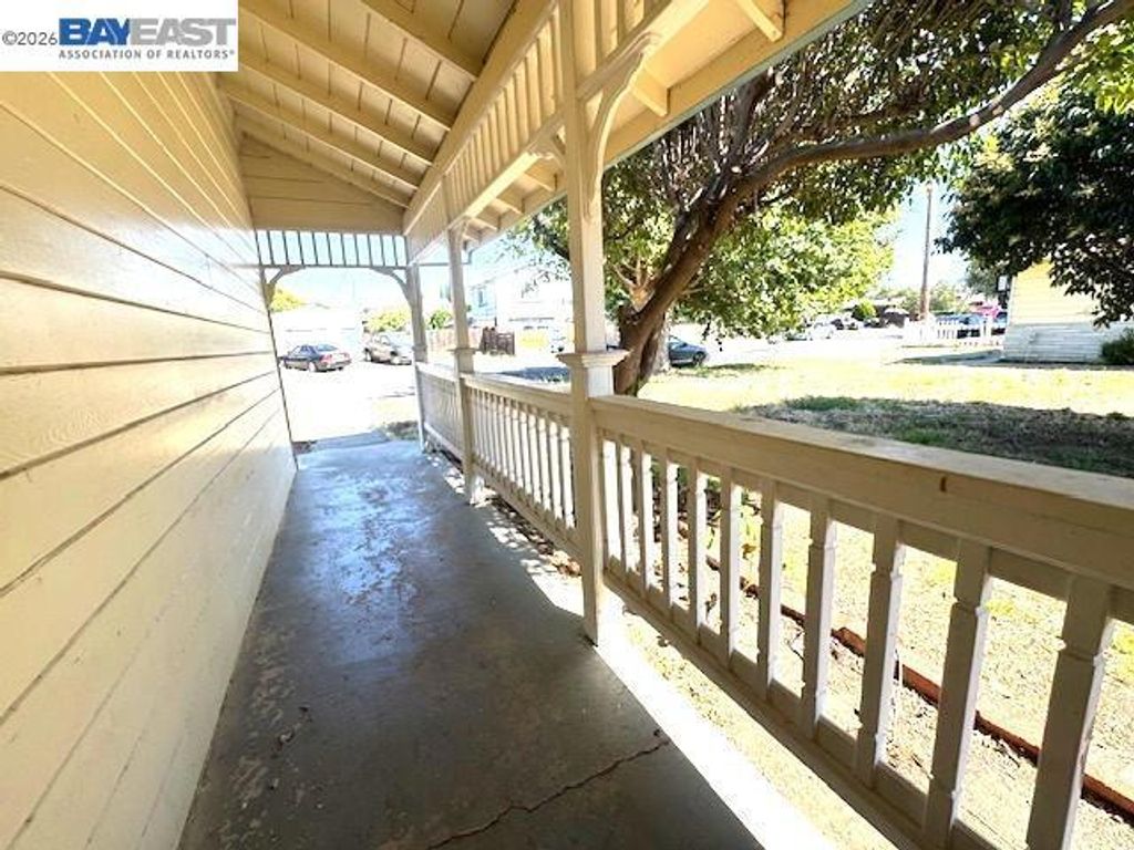 Image 3 of property listing at 72 Andrew Ave, Pittsburg, CA 94565