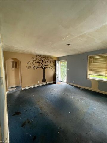 206 Kelly DR, Portsmouth, VA 23702