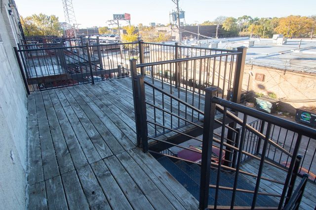 3042 W Flournoy Street 3, Chicago, IL 60612