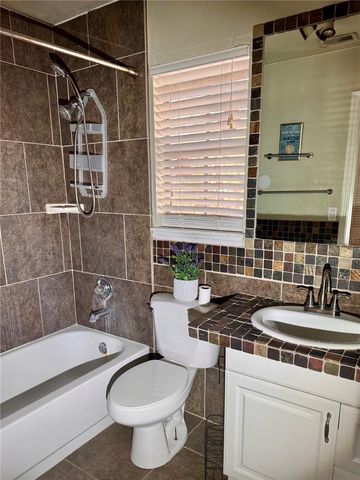 2302 SW 73RD TERRACE, Gainesville, FL 32607