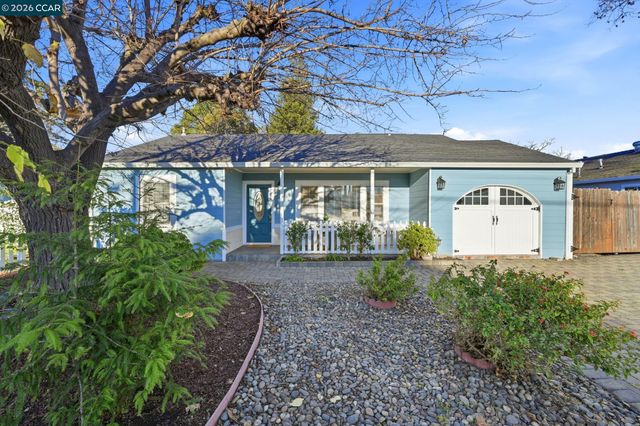 1868 Granada Dr, Concord, CA 94519