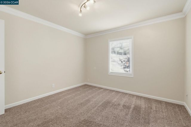 1868 Granada Dr, Concord, CA 94519