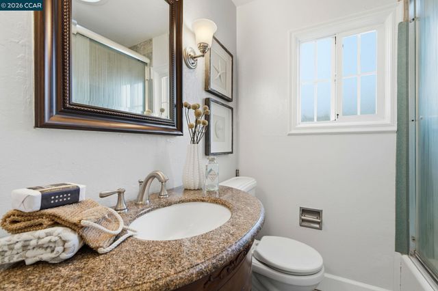 1868 Granada Dr, Concord, CA 94519