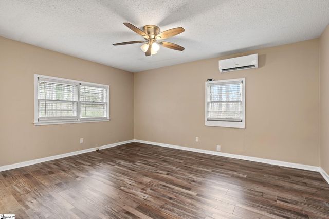 471 Chapel Road, Greer, SC 29651