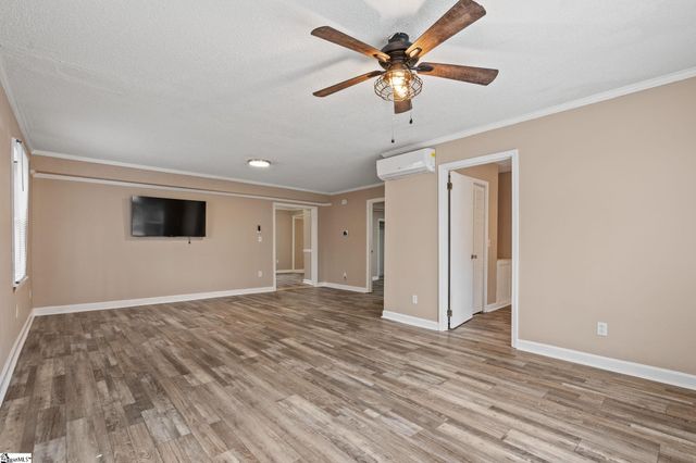 471 Chapel Road, Greer, SC 29651