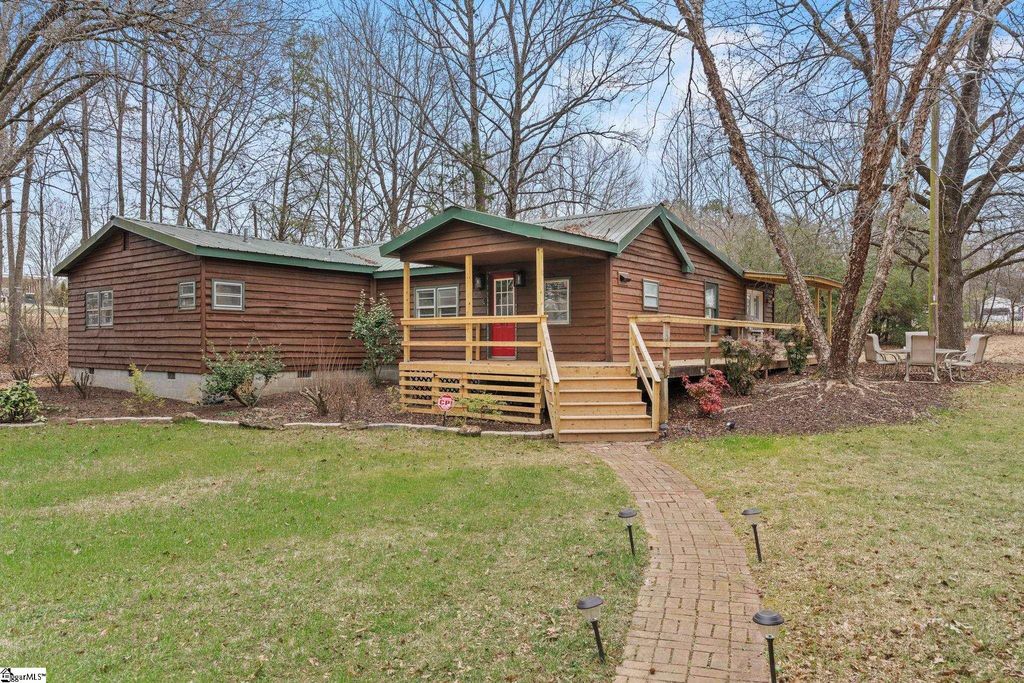 471 Chapel Road, Greer, SC 29651