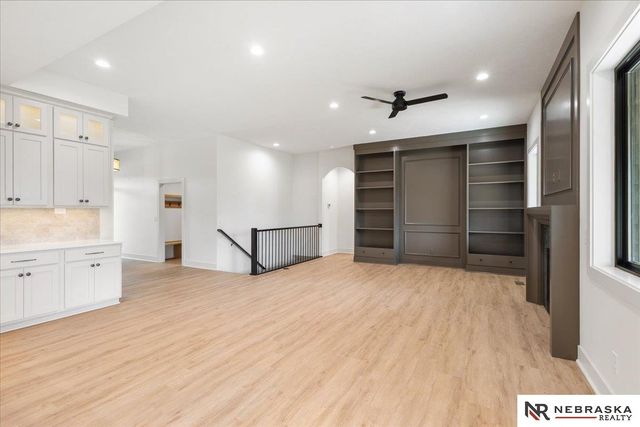 1031 S 88th Street, Lincoln, NE 68510