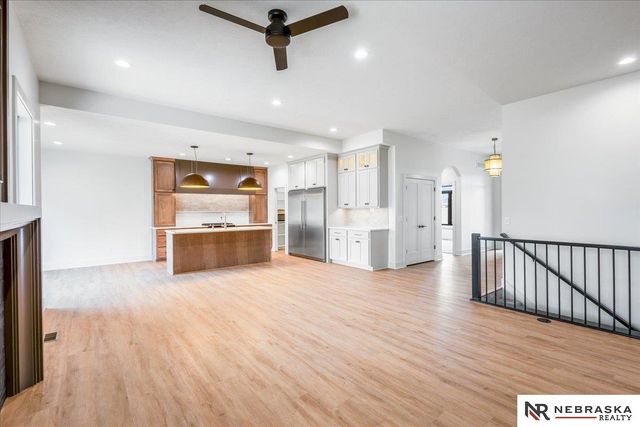 1031 S 88th Street, Lincoln, NE 68510