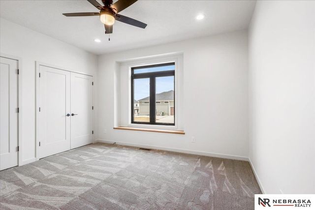 1031 S 88th Street, Lincoln, NE 68510