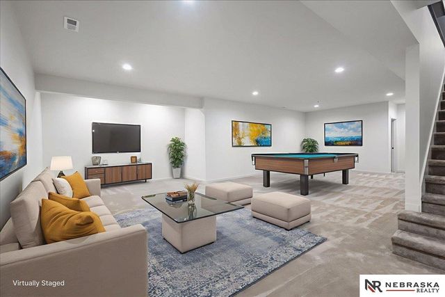 1031 S 88th Street, Lincoln, NE 68510