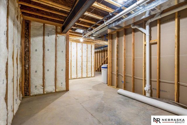 1031 S 88th Street, Lincoln, NE 68510