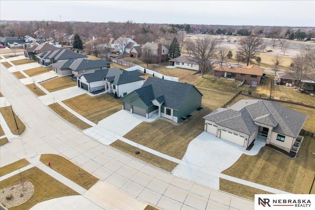 1031 S 88th Street, Lincoln, NE 68510