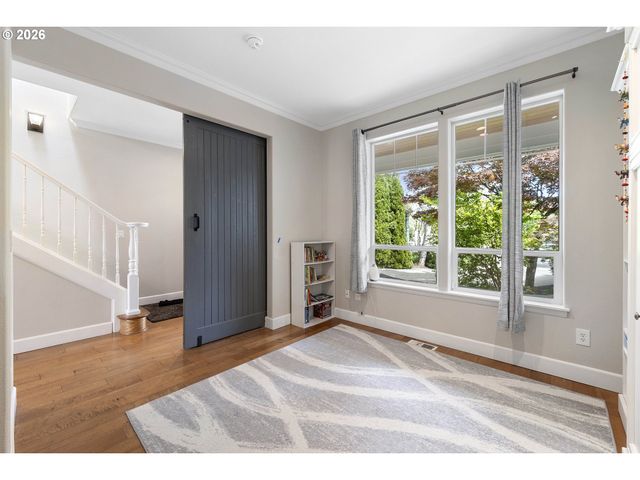 6354 Ne MARINA Ct, Hillsboro, OR 97124