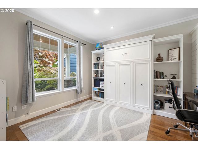 6354 Ne MARINA Ct, Hillsboro, OR 97124