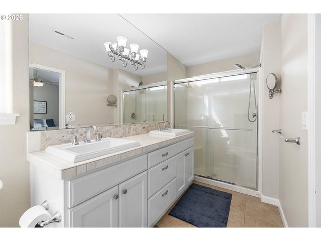 6354 Ne MARINA Ct, Hillsboro, OR 97124