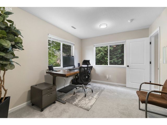 6354 Ne MARINA Ct, Hillsboro, OR 97124