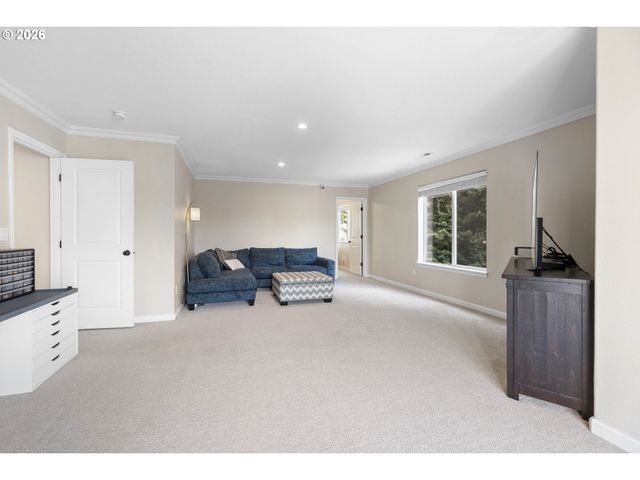 6354 Ne MARINA Ct, Hillsboro, OR 97124