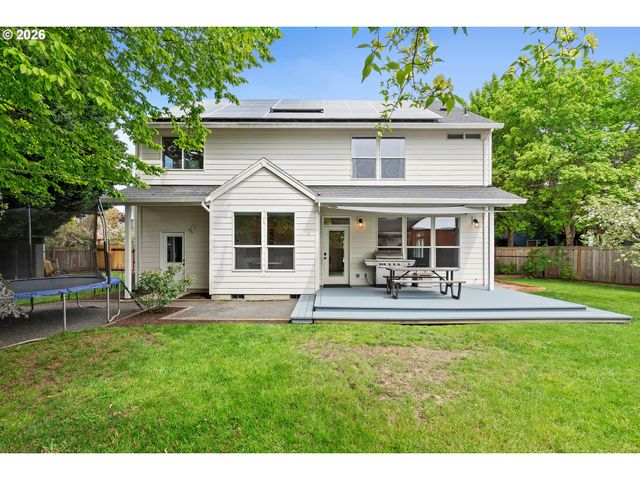 6354 Ne MARINA Ct, Hillsboro, OR 97124
