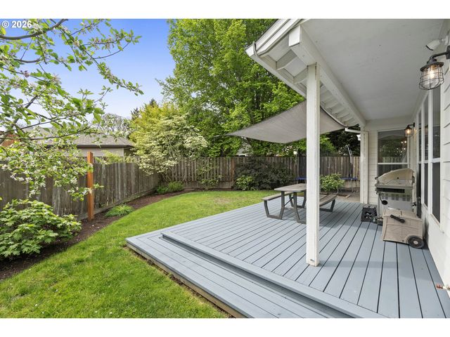 6354 Ne MARINA Ct, Hillsboro, OR 97124