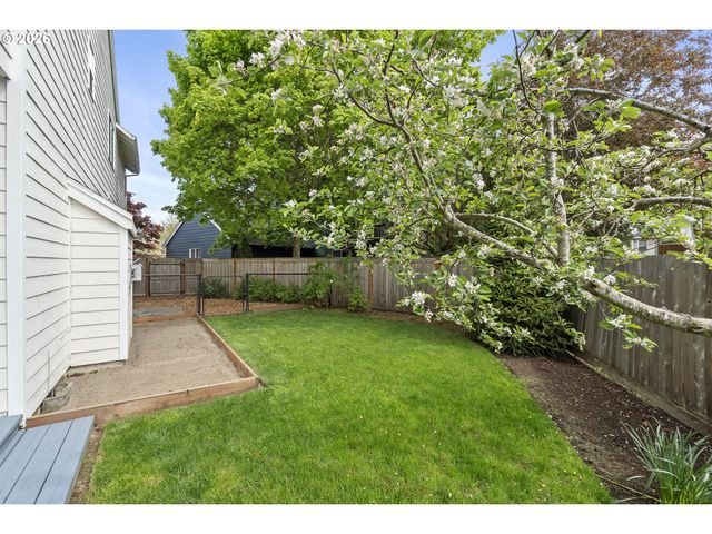 6354 Ne MARINA Ct, Hillsboro, OR 97124