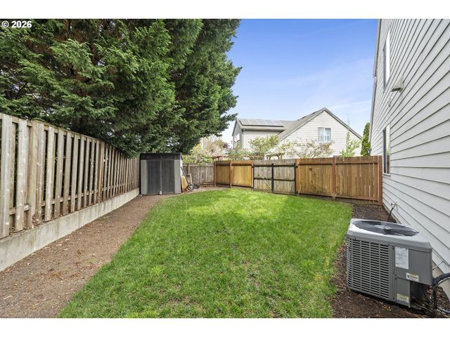 6354 Ne MARINA Ct, Hillsboro, OR 97124