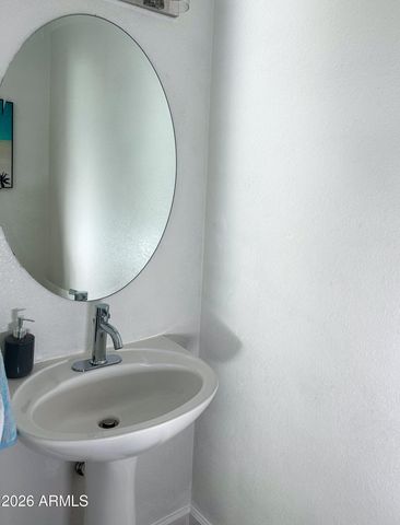 15747 W LINDEN Street, Goodyear, AZ 85338