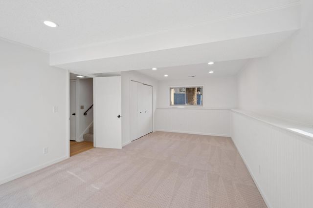 6384 Saint Johns Drive, Eden Prairie, MN 55346