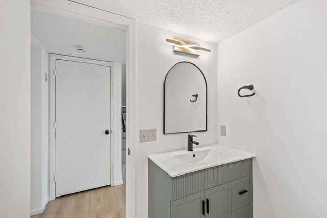 6384 Saint Johns Drive, Eden Prairie, MN 55346