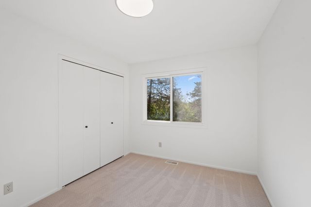 6384 Saint Johns Drive, Eden Prairie, MN 55346