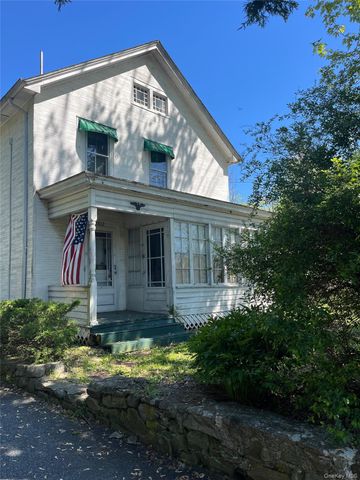 2812 State Route 208, Walden, NY 12586