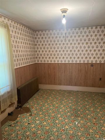 2812 State Route 208, Walden, NY 12586