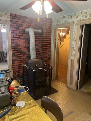 2812 State Route 208, Walden, NY 12586