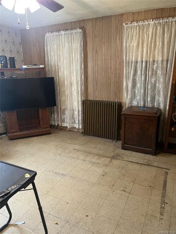 2812 State Route 208, Walden, NY 12586