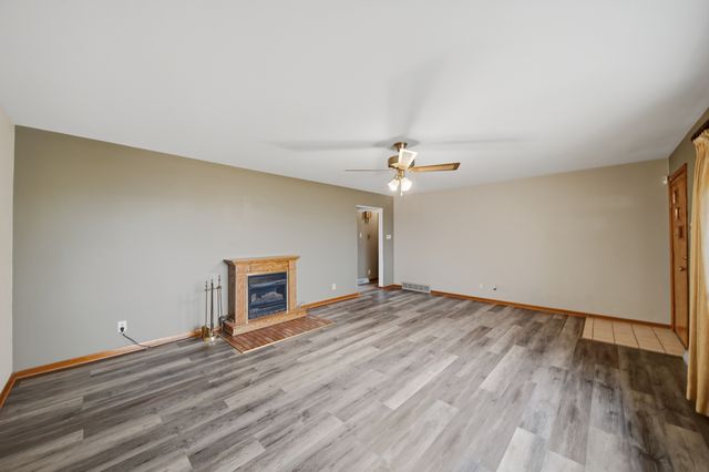 34078 1800 North Avenue, Arlington, IL 61312